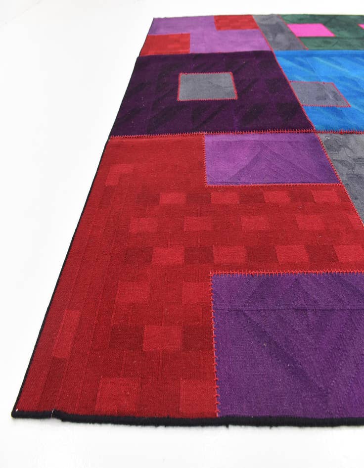 Detail image of 7' 2 x 9' 10 Hand Woven Patchwork Wool Rug