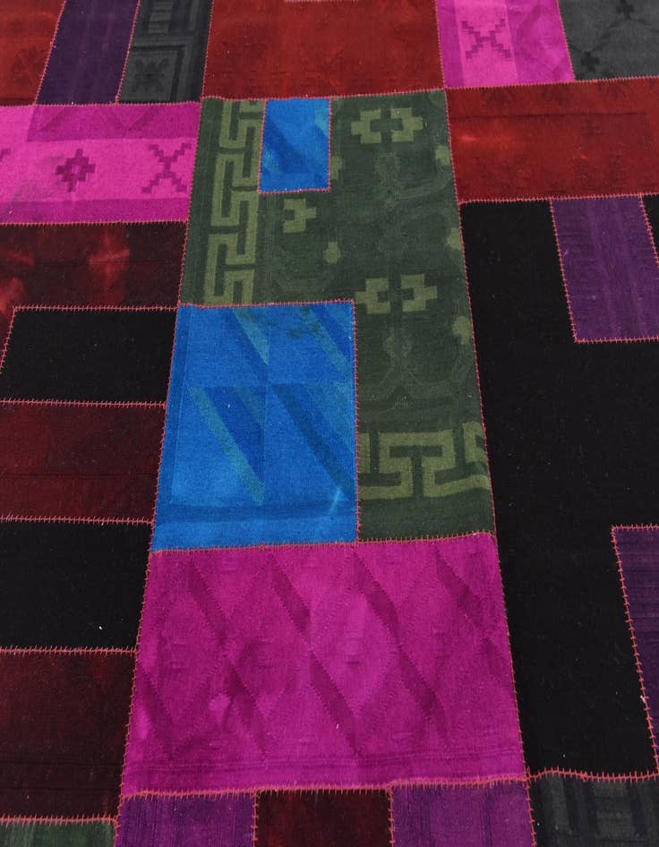Detail image of 7' 4 x 10' Hand Woven Patchwork Wool Rug