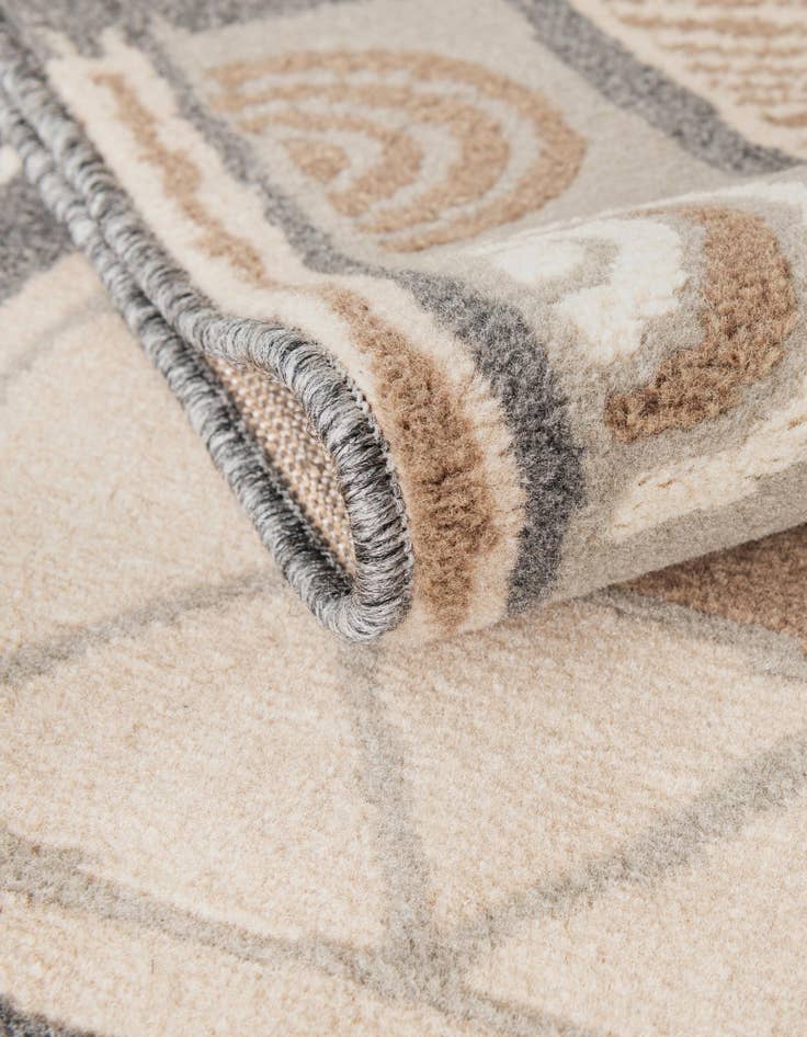 Detail image of 5' x 7' Safari Rug