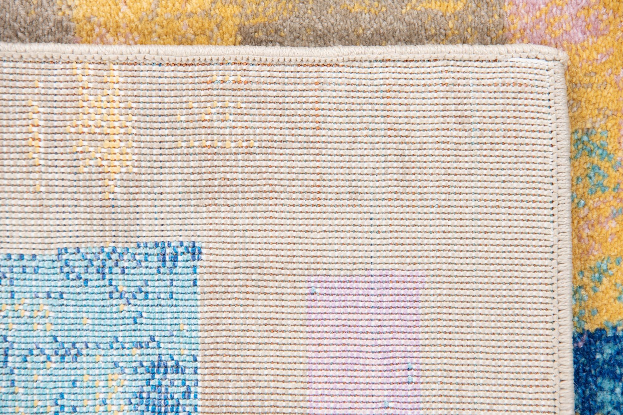 5' 3 x 7' 7 Santa Fe Rug