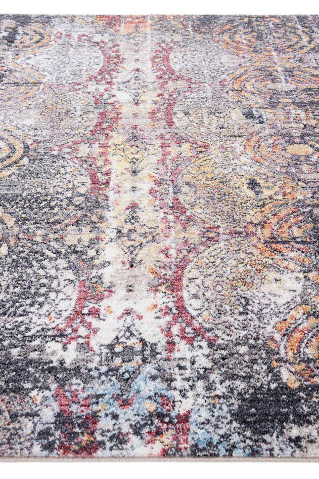 Detail image of 5' 3 x 7' 4 Santa Fe Rug
