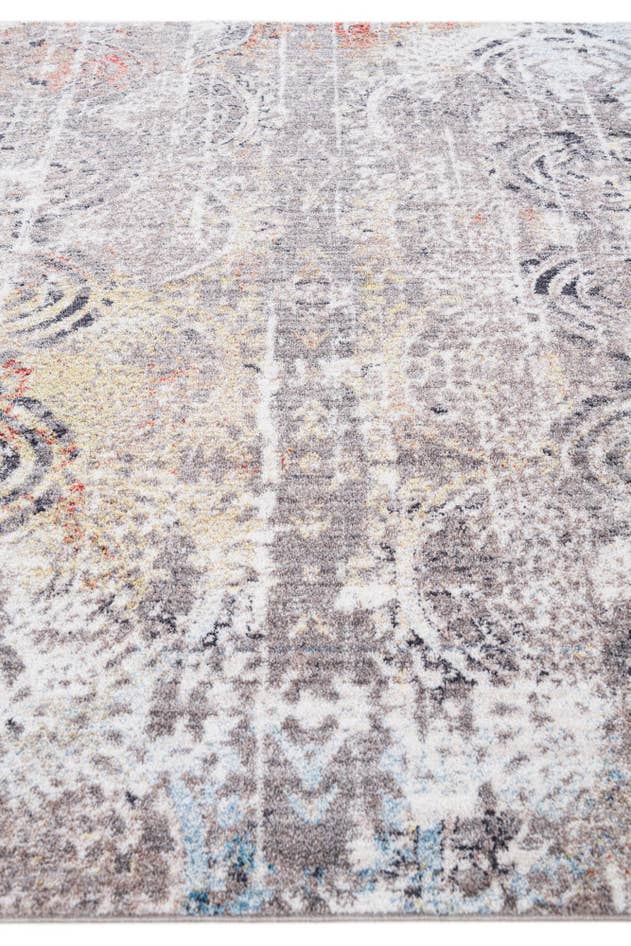 Detail image of 5' 3 x 7' 7 Santa Fe Rug