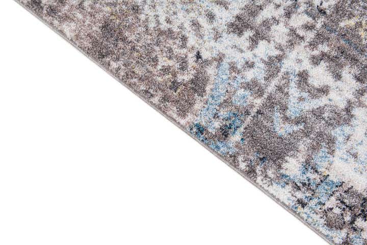 5' 3 x 7' 7 Santa Fe Rug