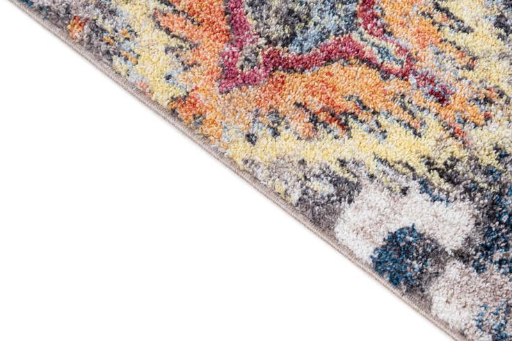 Detail image of 5' 3 x 7' 7 Santa Fe Rug