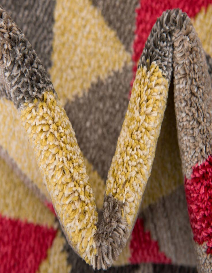 Detail image of 9' x 12'  Washable Santa Fe Rug