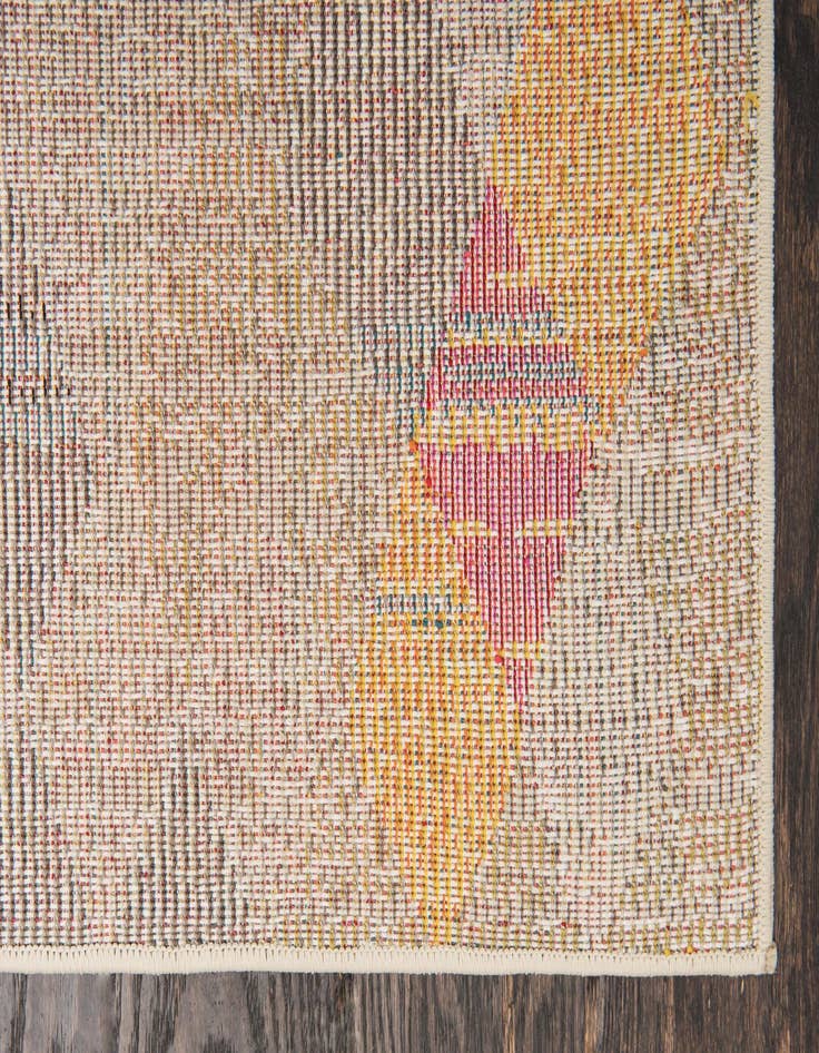 Detail image of 3' 3 x 5' 3  Washable Santa Fe Rug