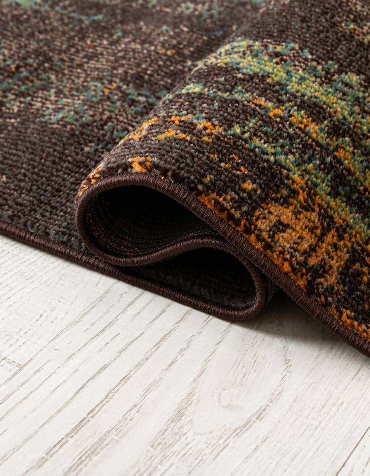 Detail image of 8' x 11' 4 Washable Sevilla Rug