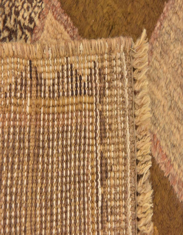 Detail image of 3' 5 x 4' 10  Hand Knotted Shiraz-Gabbeh Persian Wool Rug