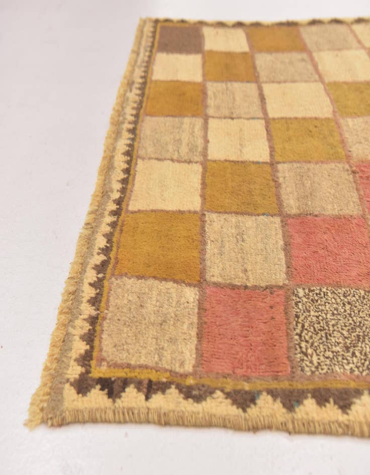 Detail image of 3' 5 x 4' 10  Hand Knotted Shiraz-Gabbeh Persian Wool Rug