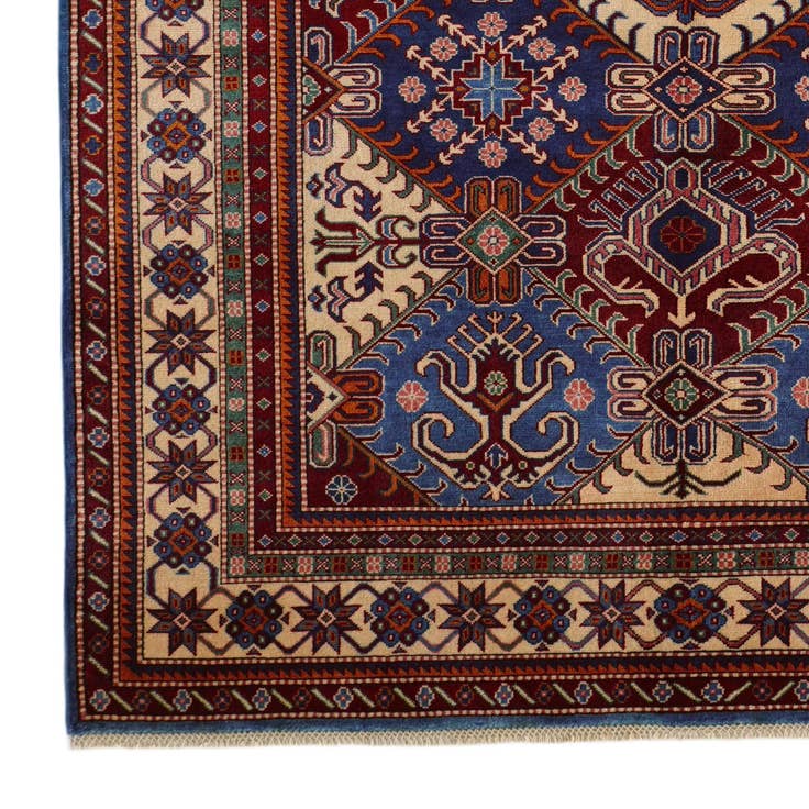 Detail image of 6' x 8' 6 Hand Knotted Shirvan Rug