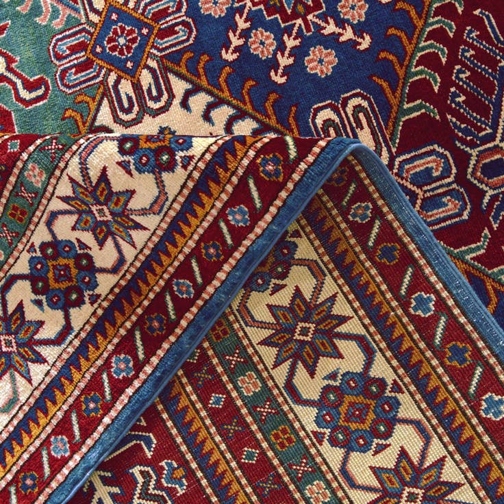Detail image of 6' x 8' 6 Hand Knotted Shirvan Rug