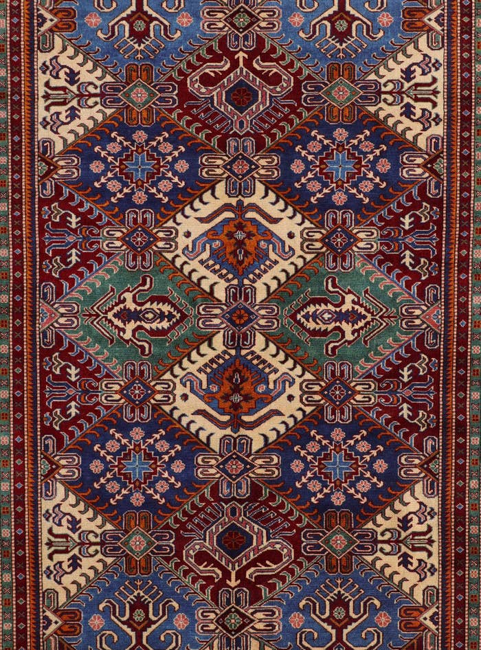 Detail image of 6' x 8' 6 Hand Knotted Shirvan Rug
