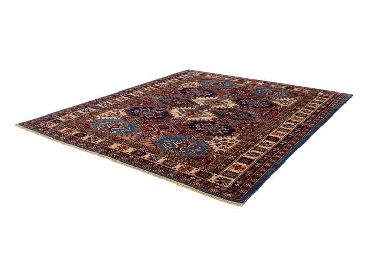 6' 1 x 7' 3 Hand Knotted Shirvan Rug