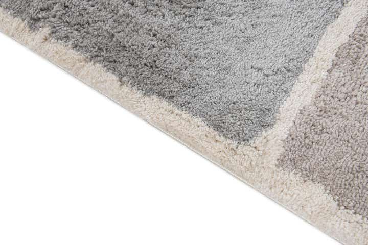 5' 2 x 7' 9 Soft Touch Shag Rug