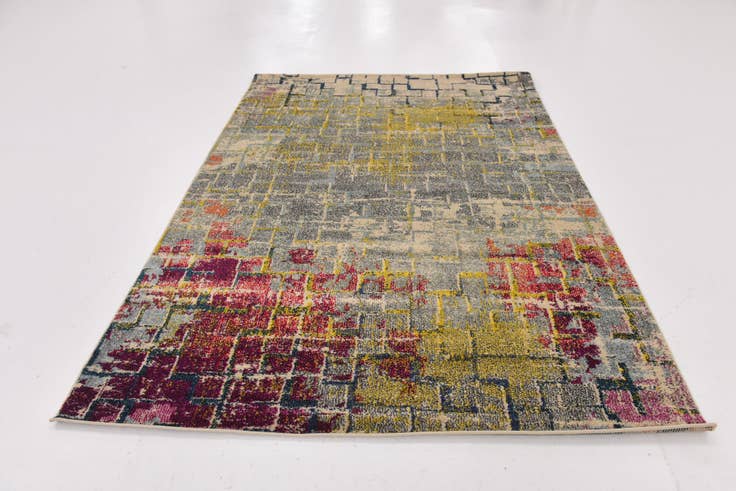Detail image of 5' 3 x 7' 6 Spectrum Rug
