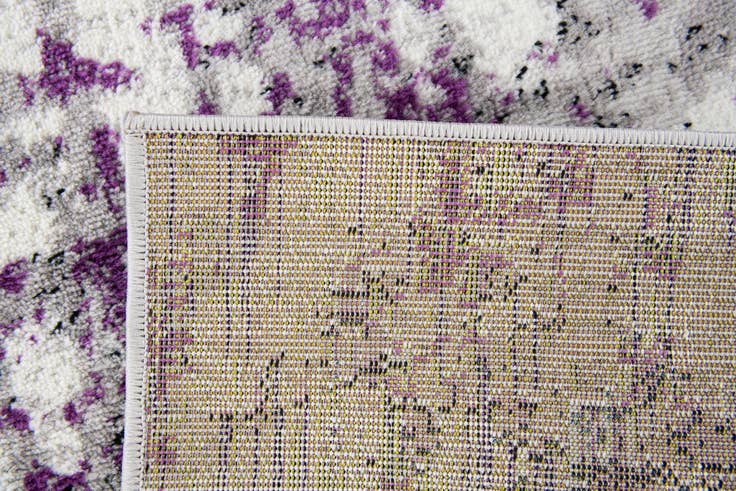 Detail image of 3' 2 x 5' Spectrum Rug