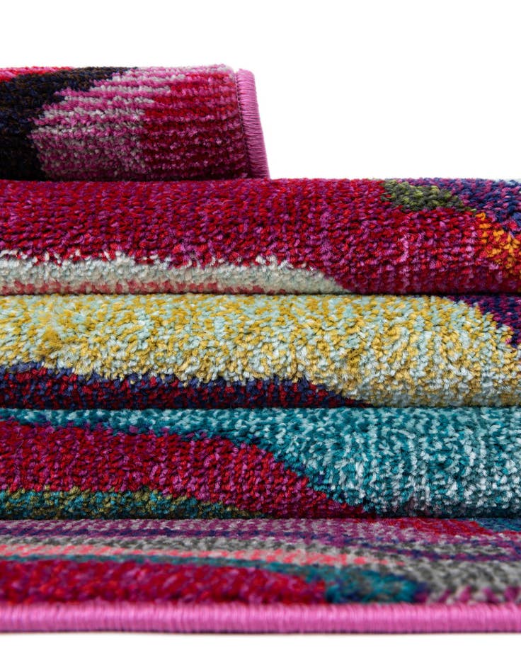 Detail image of 9' x 12' Washable Spectrum Rug