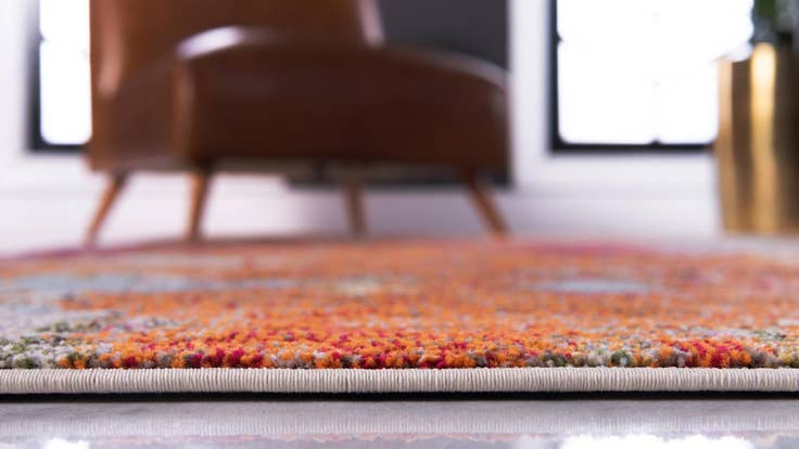 Detail image of 4' x 6' Washable Spectrum Rug