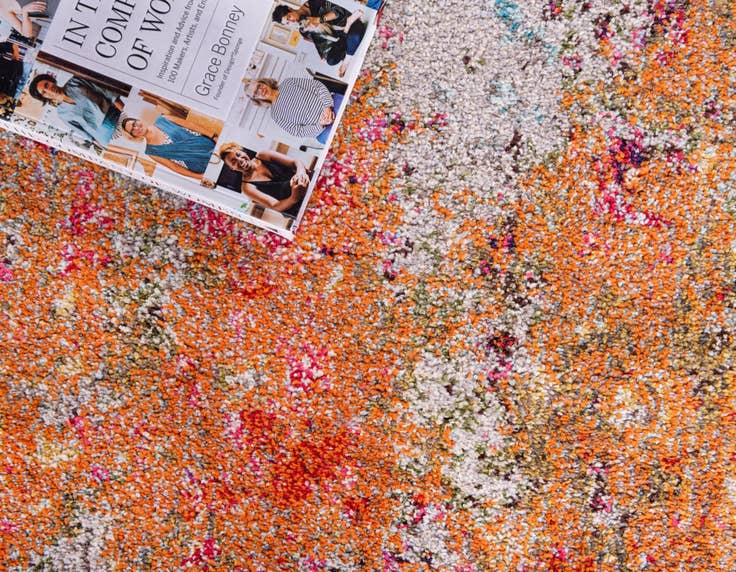 Detail image of 4' x 6' Washable Spectrum Rug