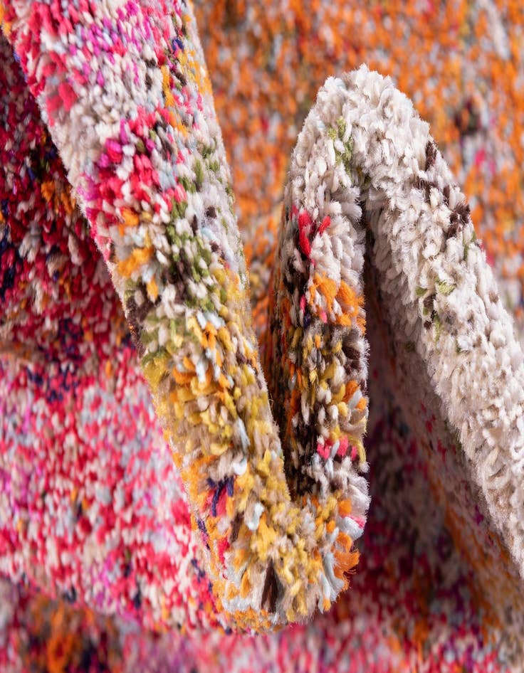 Detail image of 4' x 6'  Washable Spectrum Rug