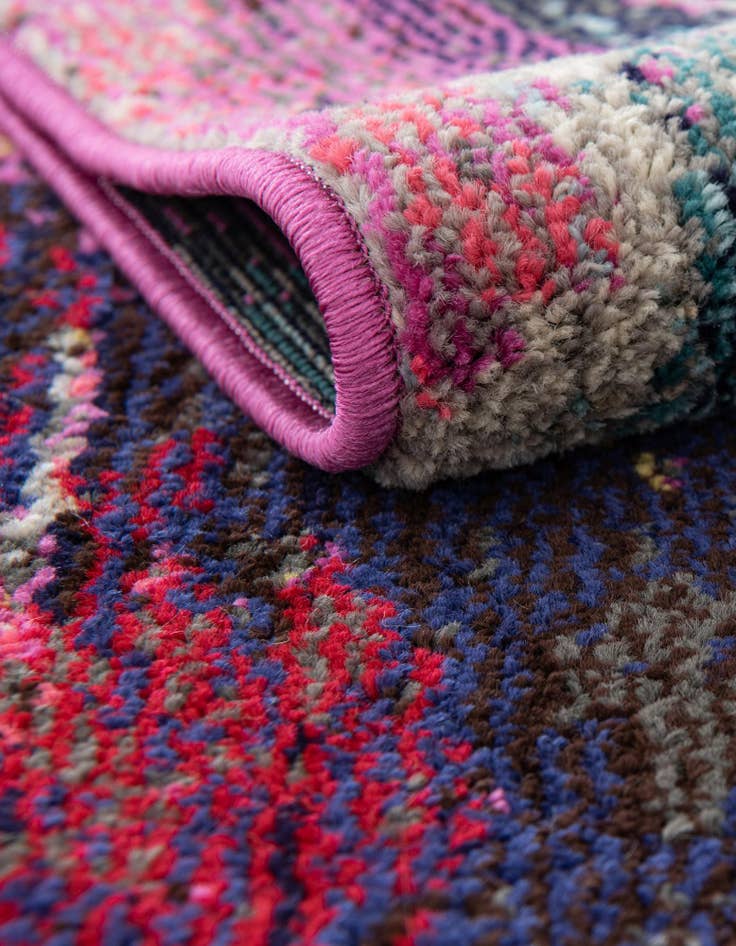Detail image of 5' x 8'  Washable Spectrum Rug