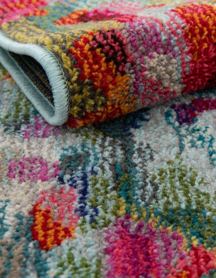 Detail image of 9' x 12'  Washable Spectrum Rug