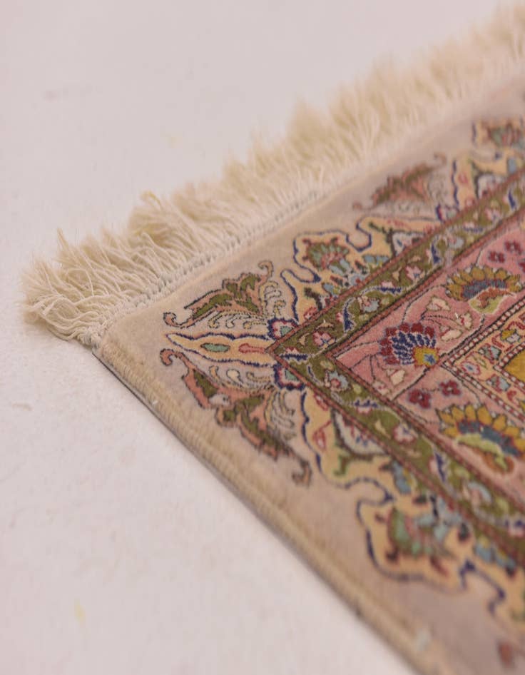 Detail image of 9' 9 x 13' Hand Knotted Tabriz Persian Rug