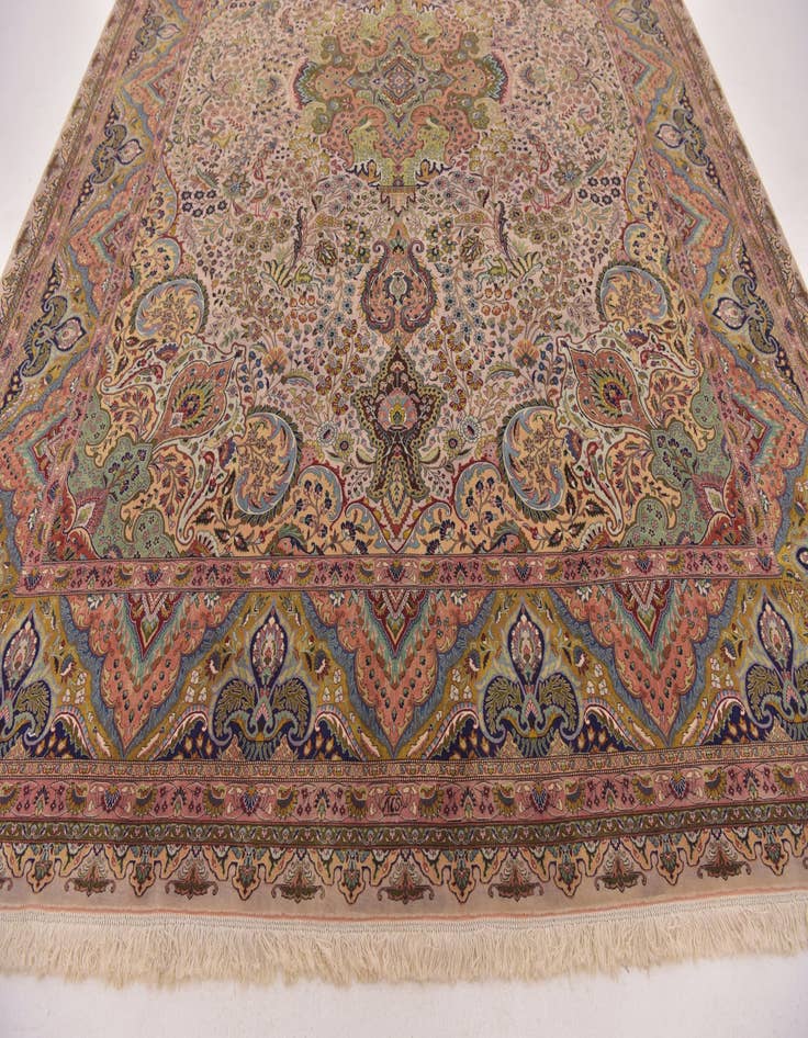 Detail image of 9' 9 x 13' Hand Knotted Tabriz Persian Rug