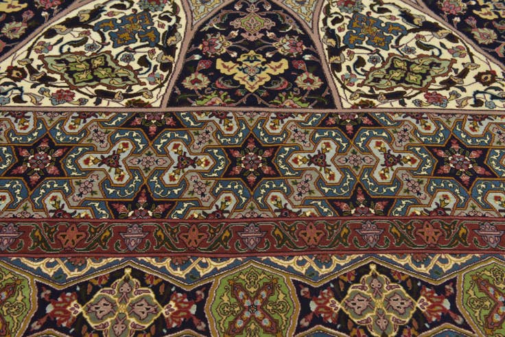 Detail image of 6' 8 x 10' 1 Hand Knotted Tabriz Persian Wool Rug