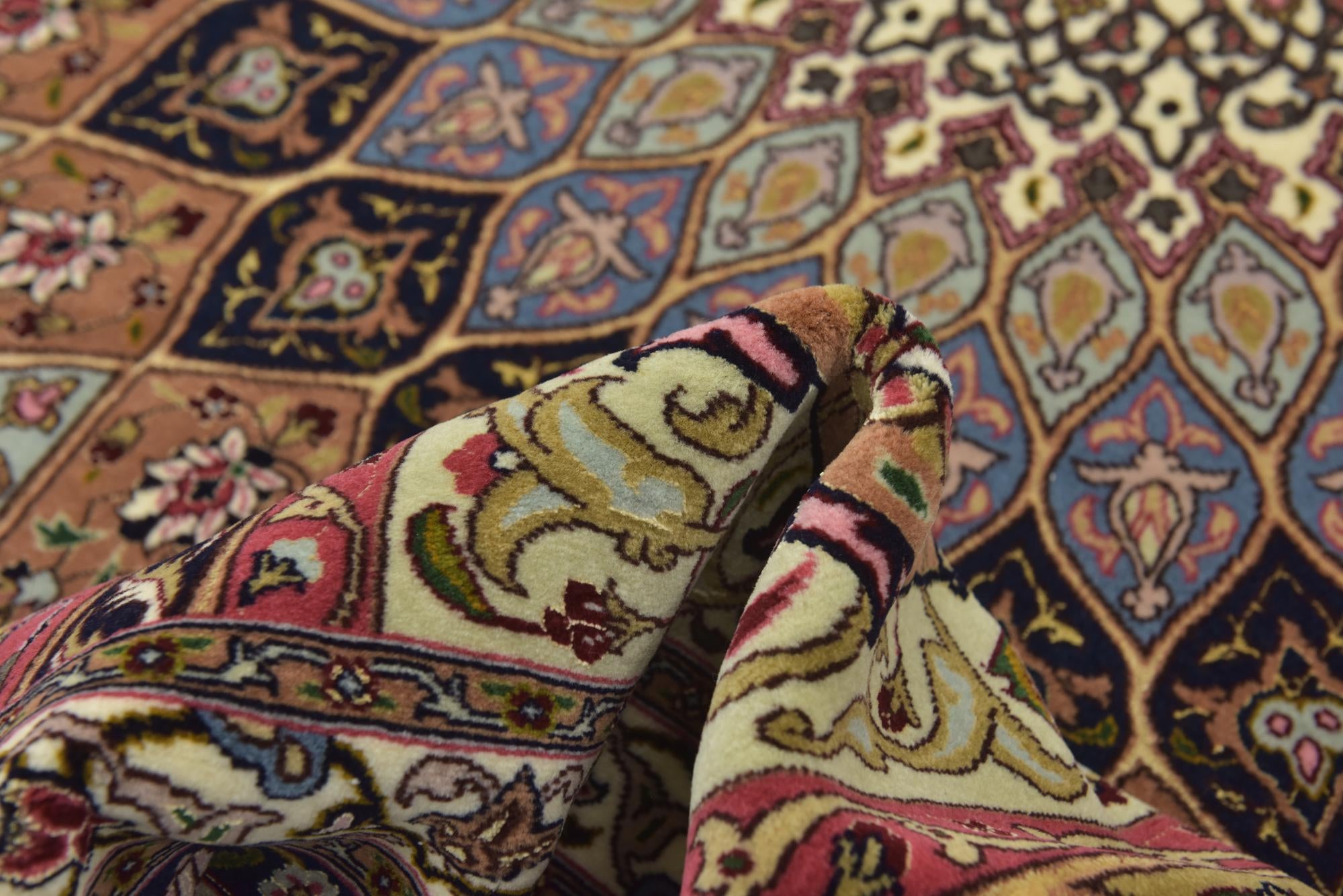 8' x 10' Hand Knotted Tabriz Persian Rug