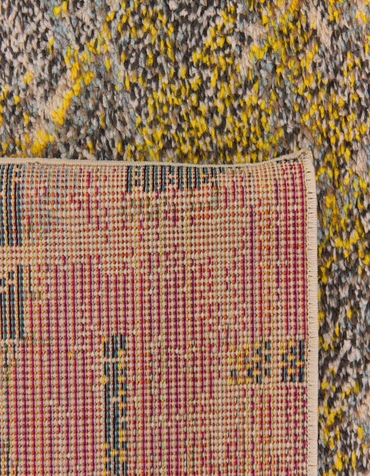 Detail image of 5' 3 x 7' 6 Theia Rug