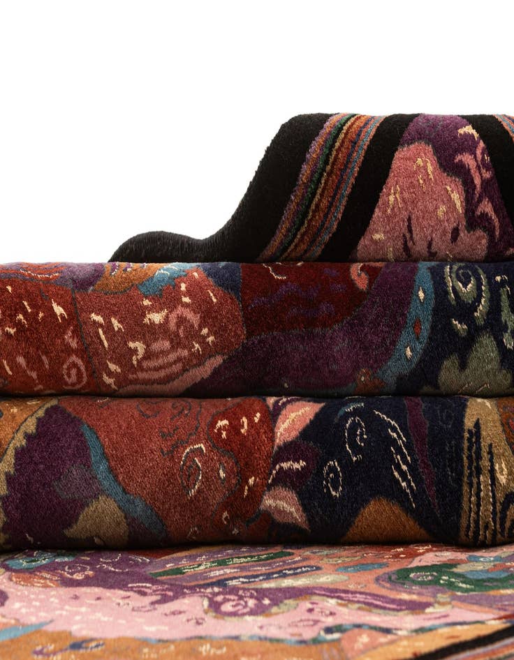 Detail image of 5' 7 x 8' 2 Tibet Wool Rug