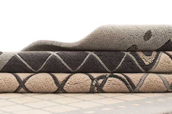 4' 7 x 6' 7 Hand Knotted Tibet Rug