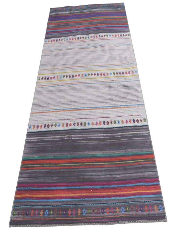5' x 7' 5 Washable Timeless Rug