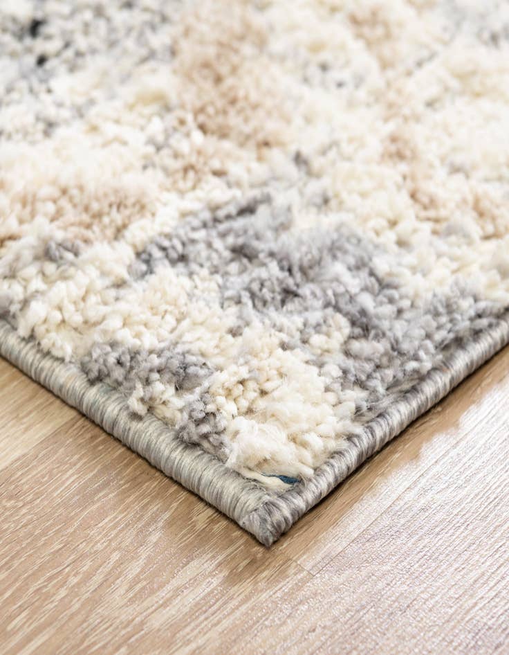 Detail image of 8' x 10' Tucson Rug