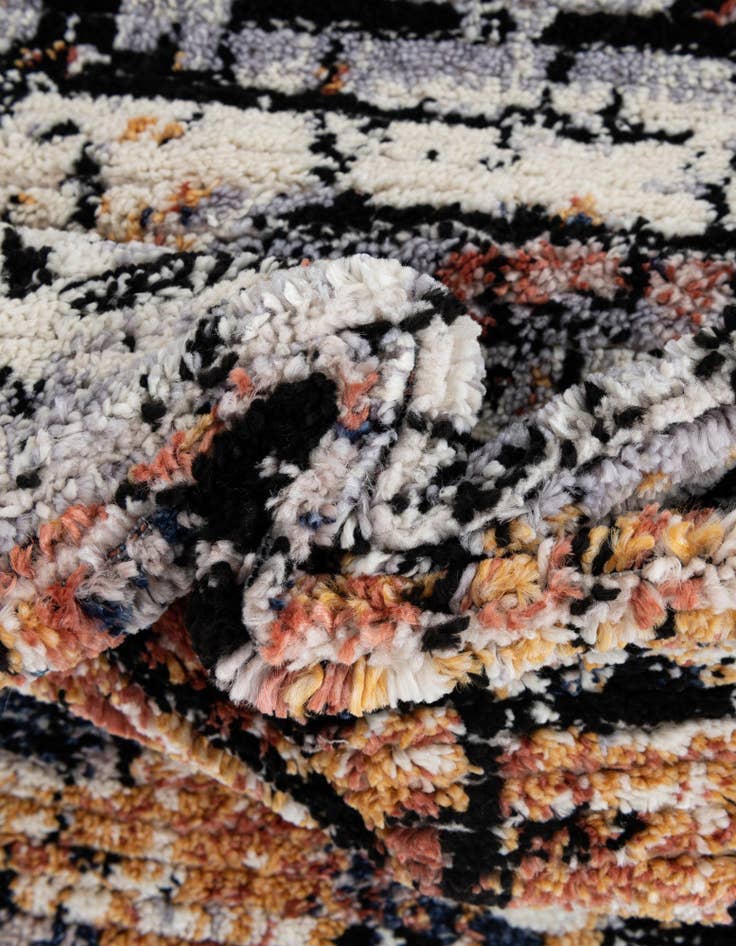 Detail image of 8' x 10' Tucson Rug