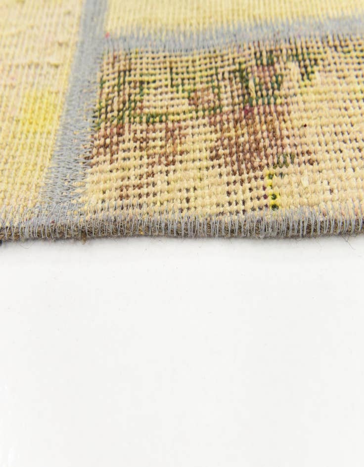 Detail image of 5' 9 x 7' 10  Hand Knotted Ultra Vintage Persian Wool Rug