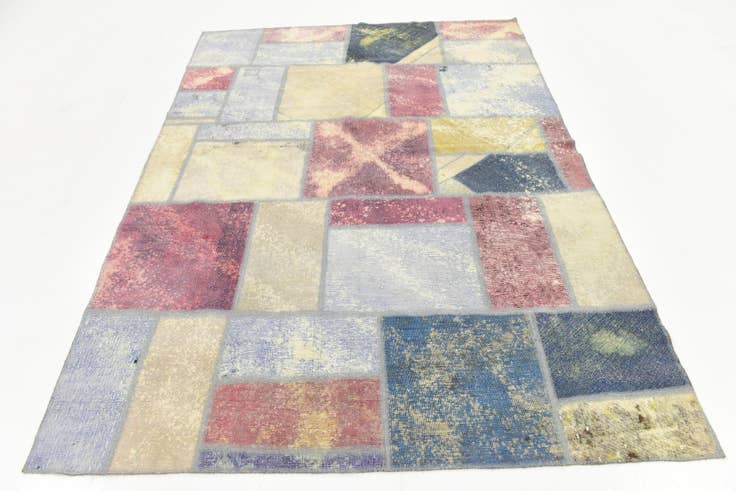 Detail image of 5' 8 x 7' 9 Hand Knotted Ultra Vintage Persian Wool Rug