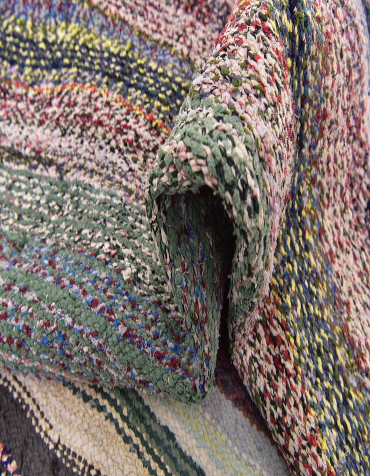 Detail image of 5' x 7'  Hand Woven Ultra Vintage Wool Rug