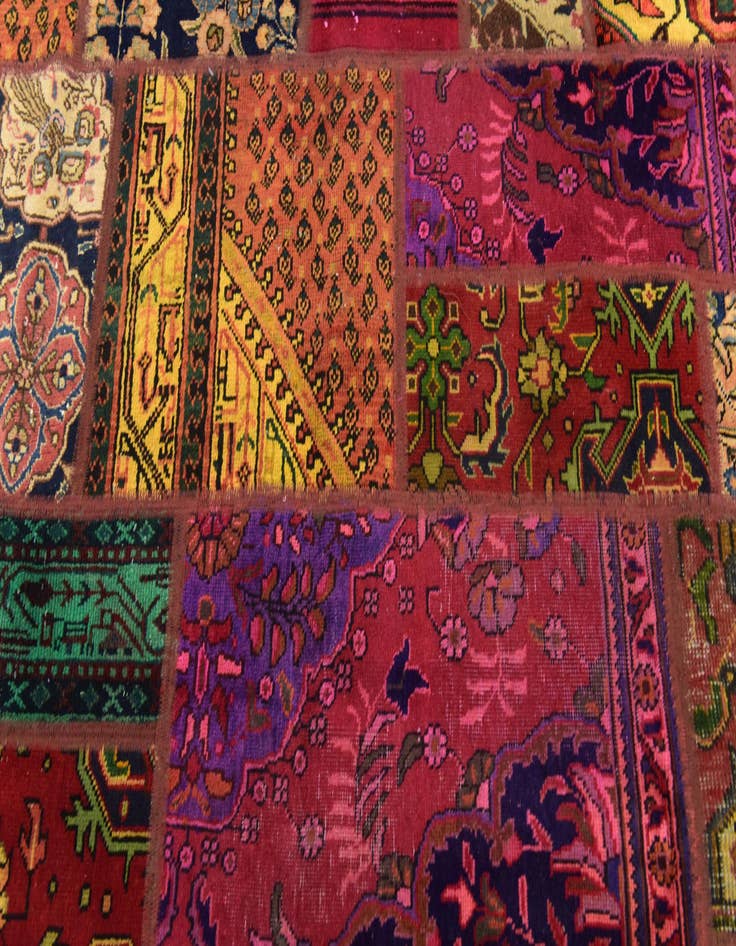 Detail image of 5' 5 x 7' 9 Hand Knotted Ultra Vintage Persian Wool Rug