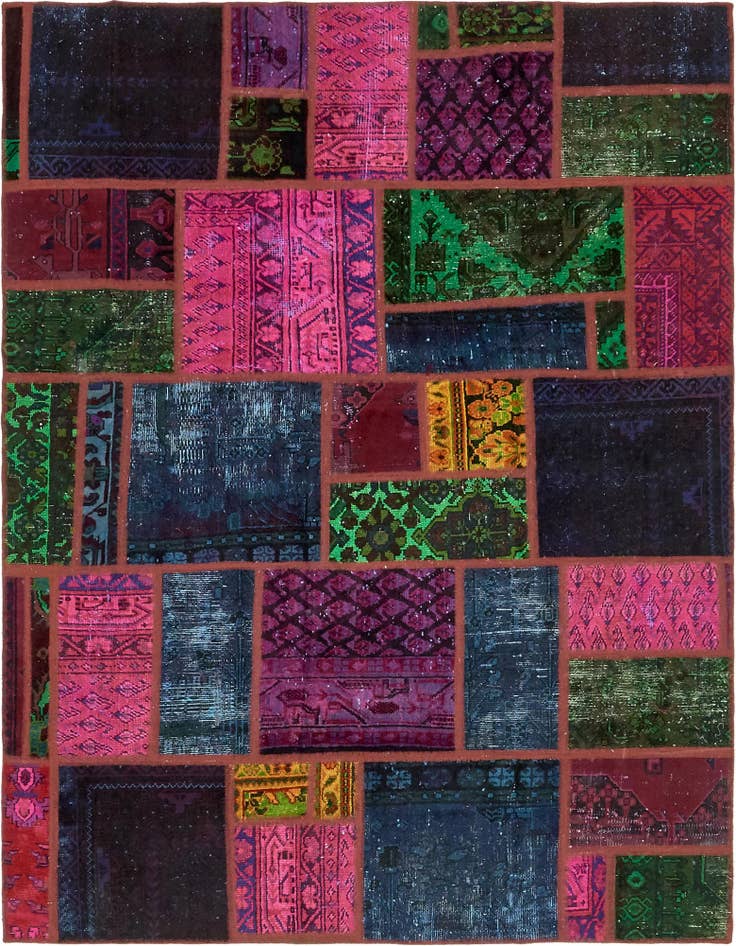 Detail image of 5' 10 x 7' 8 Hand Knotted Ultra Vintage Persian Wool Rug