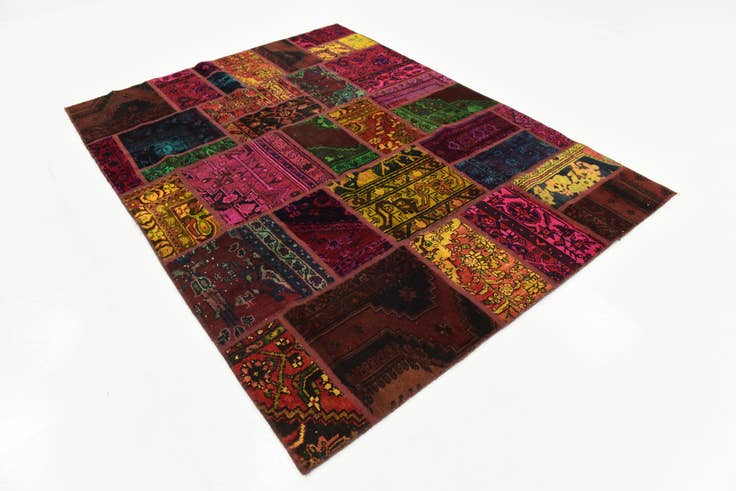 Detail image of 5' 8 x 7' 7 Hand Knotted Ultra Vintage Persian Wool Rug