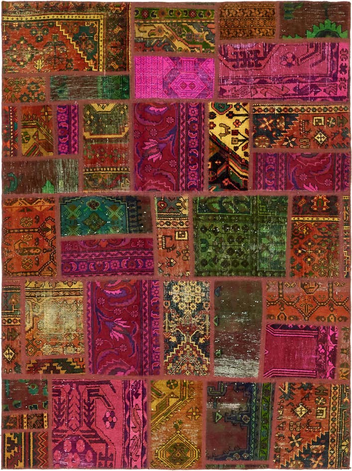 Detail image of 5' 9 x 7' 9 Hand Knotted Ultra Vintage Persian Wool Rug