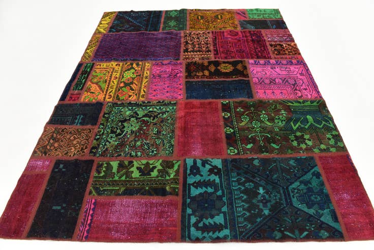 Detail image of 6' x 7' 6 Hand Knotted Ultra Vintage Persian Wool Rug