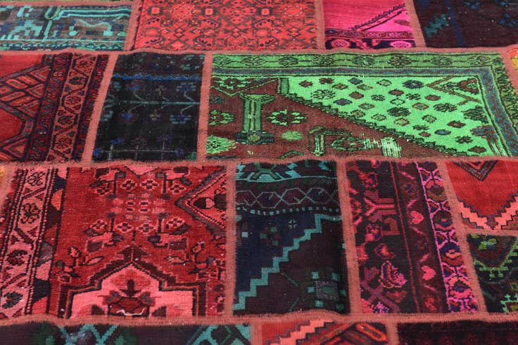 Detail image of 5' 6 x 7' 6 Hand Knotted Ultra Vintage Persian Wool Rug
