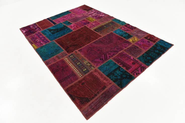 Detail image of 5' 6 x 7' 7 Hand Knotted Ultra Vintage Persian Wool Rug