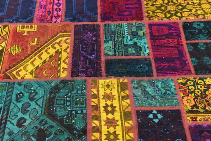 5' 9 x 8' Hand Knotted Ultra Vintage Persian Wool Rug