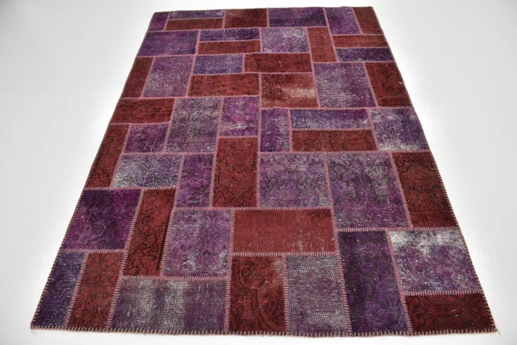Detail image of 5' x 7' Hand Knotted Ultra Vintage Persian Wool Rug