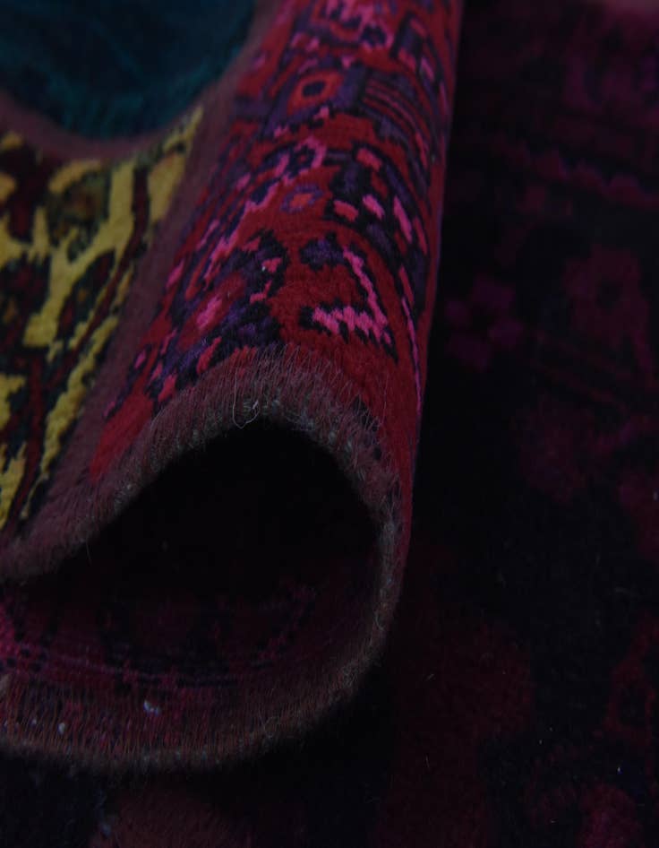 Detail image of 5' 7 x 8'  Hand Knotted Ultra Vintage Persian Wool Rug