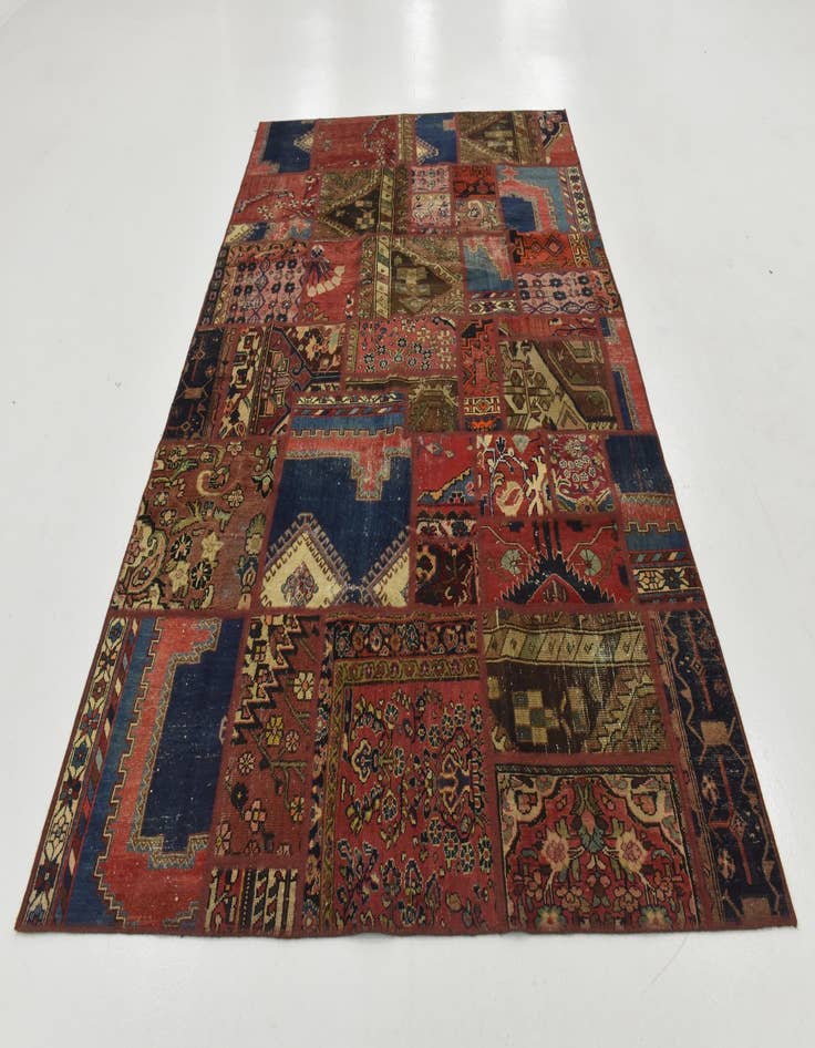 Detail image of 6' 4 x 9' 8  Hand Knotted Ultra Vintage Persian Wool Rug